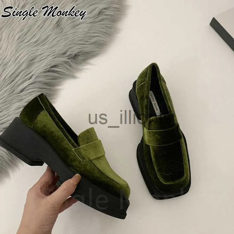Chaussures habillées Chunky Plate-forme Daim Casual Femmes Chaussures 2022 Hiver Automne Mocassins Bout Carré Designer Chaussures Fad Punk Robe Mujer Zapatillas J230727