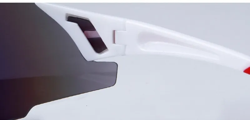 ski goggles] (3)
