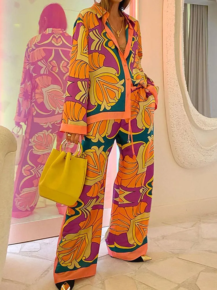 Женские брюки с двумя частями набор костюмов 2 часа, которые женщины, расположенные в рукаве с одним пуговицей, цветочная печатная рубашка, блуза, брюшные брюки, пружинный костюм 230726