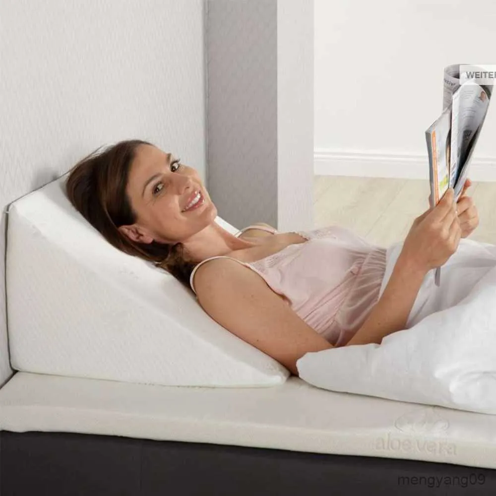 Cuscino/Cuneo decorativo per letto per reflusso acido Sollevamento gambe Lettura Supporto per schiena con rivestimento rimovibile (60x30x50cm) s per dormire R230727