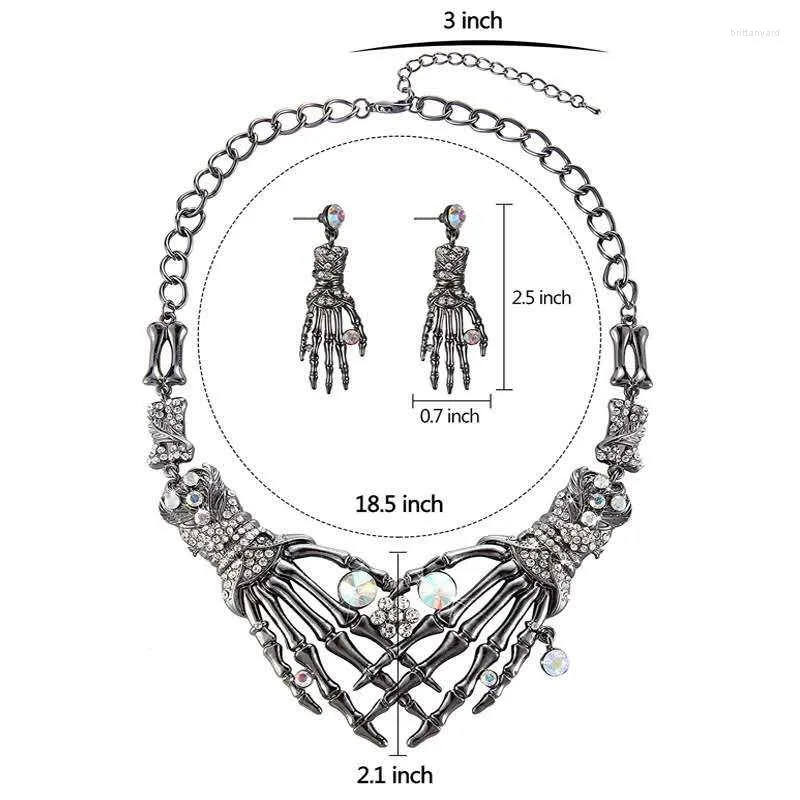 ネックレスイヤリングセットパンクゴシック様式のゴーストクロースケルトンスカル形状ドロップ女性ジュエリーハロウィーンパーティーアクセサリー