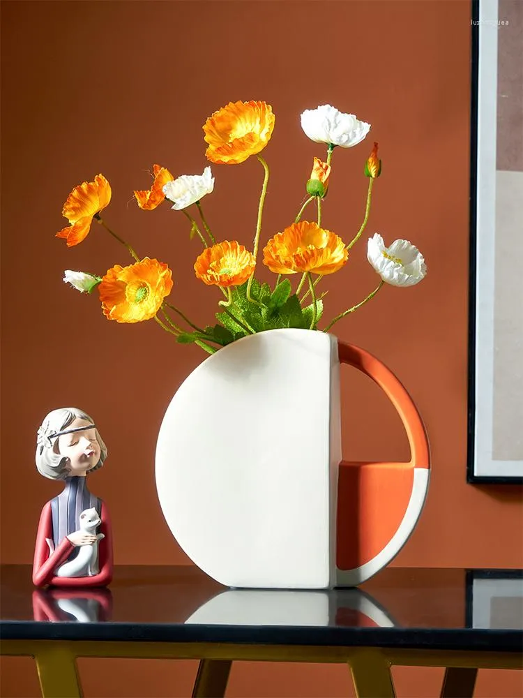 Vasi Fiore in ceramica di lusso moderno con manico Opere d'arte creative Piccoli ornamenti Disposizione del soggiorno Vaso di simulazione