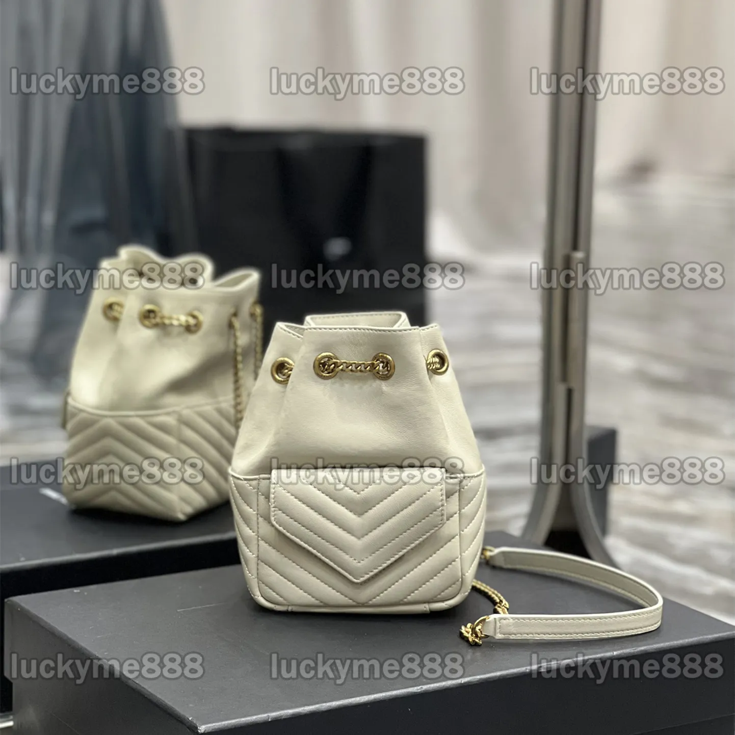 10A Mirror Quality Designers 19cm Joe Bucket Bag Mini Lambskin Quilted Luxurys Handbags Womens Real Leather Denim Purse Crossbody Black Shoulder Gold Chain Box Bag