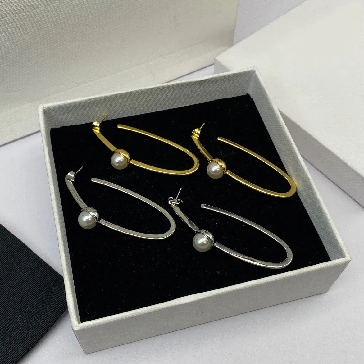 Metal U-shaped unique pearl Hoop & Huggie large circle earrings, jewelry designer women's earrings, the best gift for family, friends and lovers, high quality with box