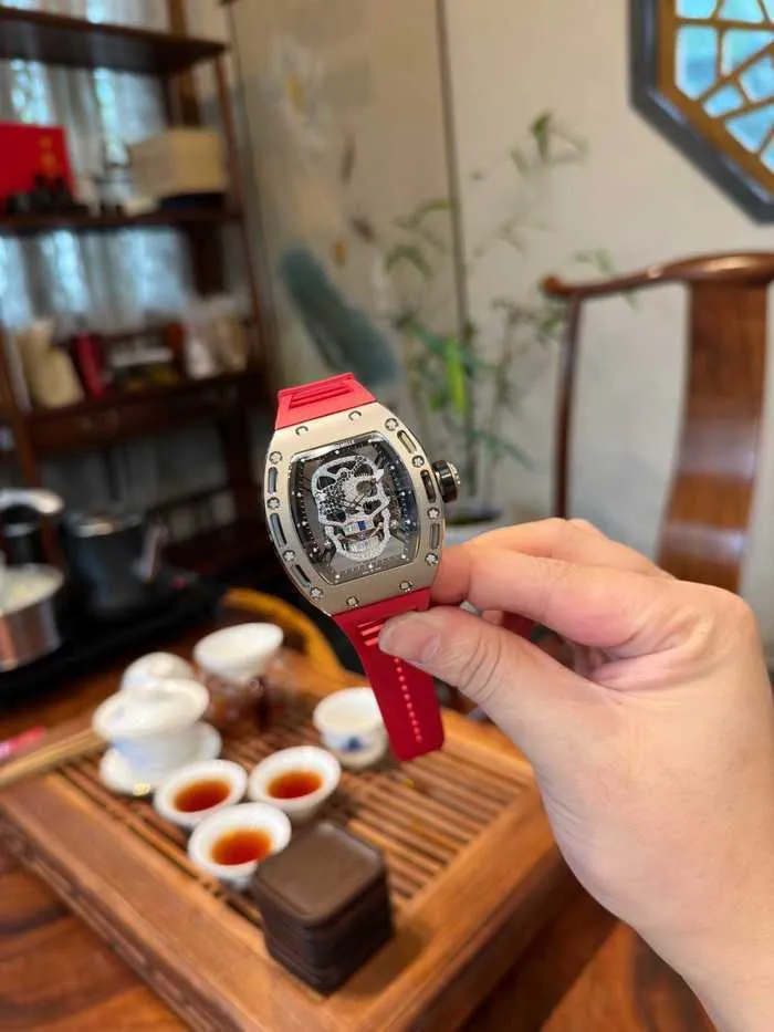 montres de haute qualité designer RM052 Real Tourbillon montre fantastique superbe hommes montres-bracelets RFQA haute qualité mécanique uhr NTPT tout boîtier en fibre de carbone montre rd