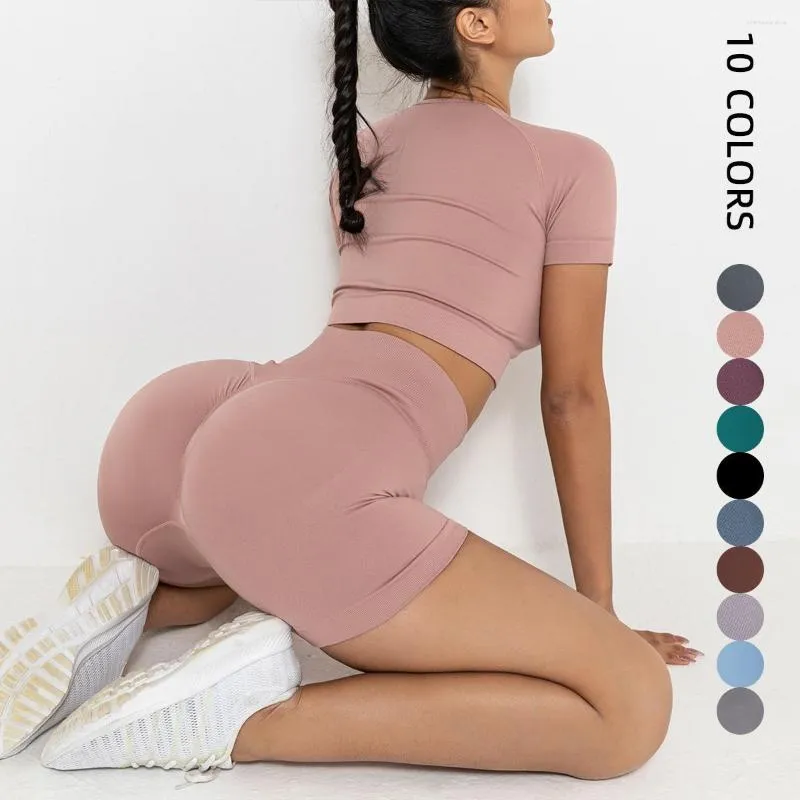 Seamless Short Yoga Set For Women Short Sleeve High Waist Tights And  Leggings For Active Workouts And Fitness Training From Phineasravis, $17.6