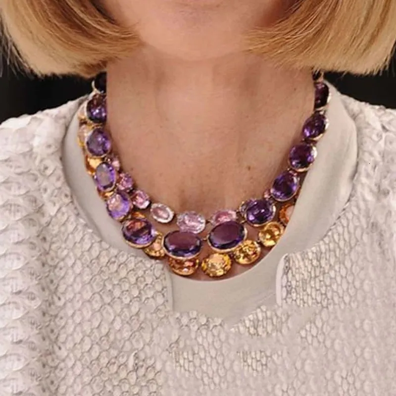 Charmes Style De Luxe Charme Violet Cristal Chaîne Collier Femmes Élégant À La Mode Designer Inspiré Cut Collier En Gros 230727