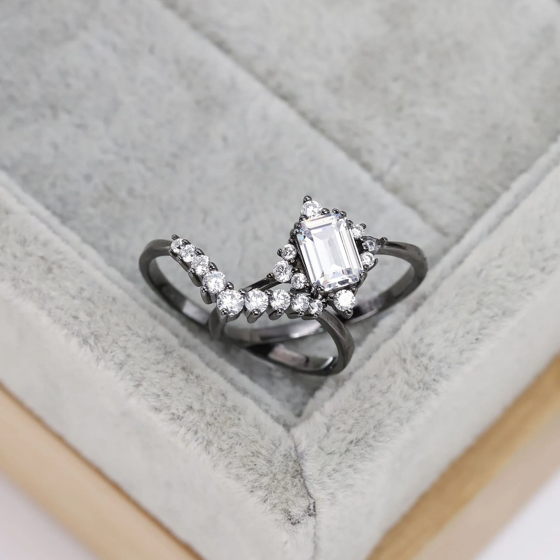 S925 Sterling Silver Gun Black Plated Ring Simple Diamond Ring