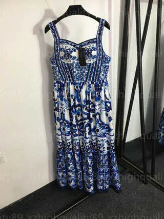 Designer Womens Clothing Summer Dresses For Women Blue Printed Long kjol Celadon Vintage Floral Printed Halter Sleeveless Design Designers klänning