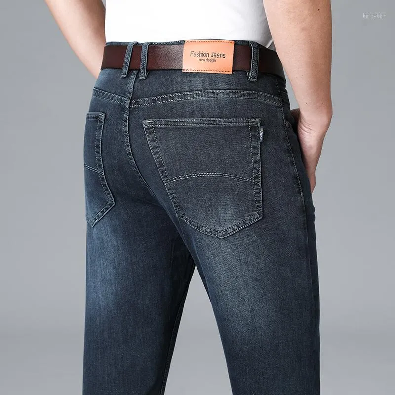 Jeans pour hommes été mince Denim Tube droit coupe ample jeunesse pantalons décontractés 2023 affaires longue