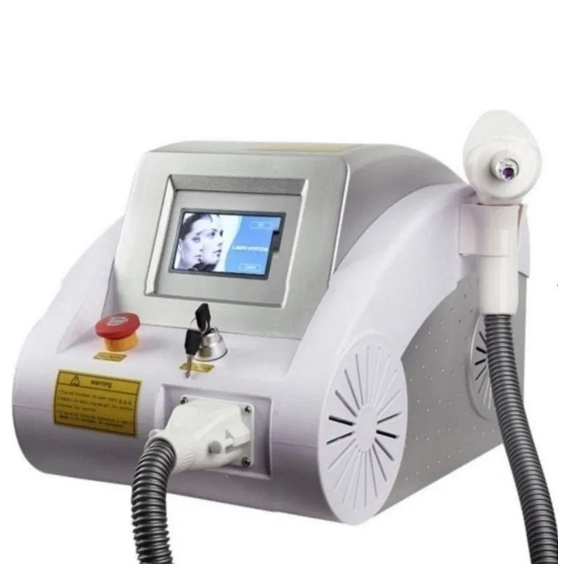 Q-Switched Nd : Appareil laser YAG, 1064/532/1320 nm pour l'élimination des tatouages des sourcils, technologie de poupée noire exfoliante au carbone pour le rajeunissement de la peau