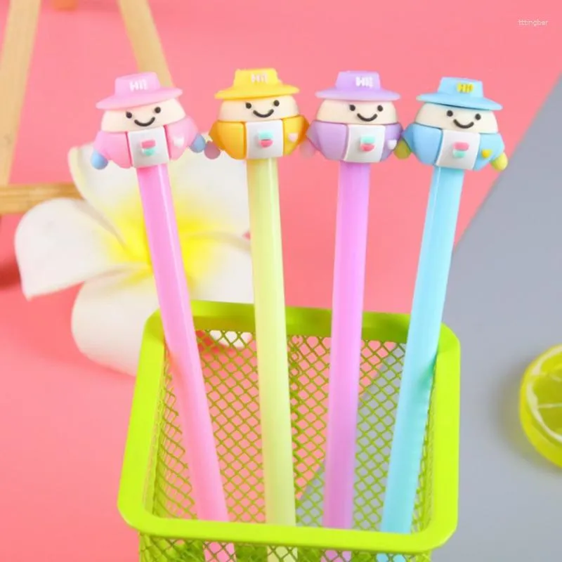 2pcs Cute Doll Pen Kawaii Cartoon Signature Inchiostro nero Gel Regali Forniture per ufficio scolastico Strumenti di scrittura Cancelleria di promozione