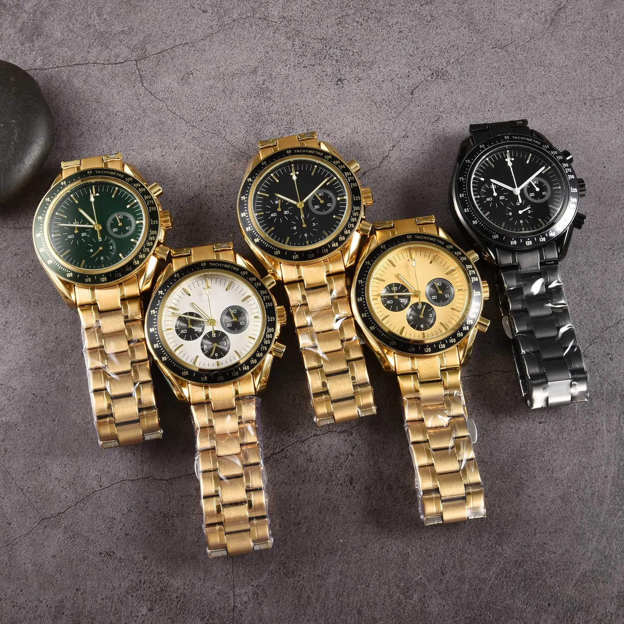 Vintage Three Eye Dial Moda clásica Colección económica Reloj para hombre Diseñador económico Reloj de lujo para hombre Movimiento de cuarzo Reloj para hombre Sin caja