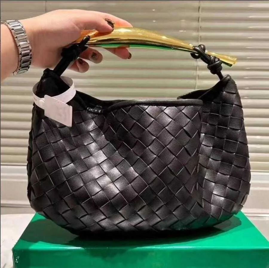 Bolsas femininas de grife de luxo bottega bolsa crossbody feminina clássica carta flor bolsas de inverno macias bolsa de couro trançada