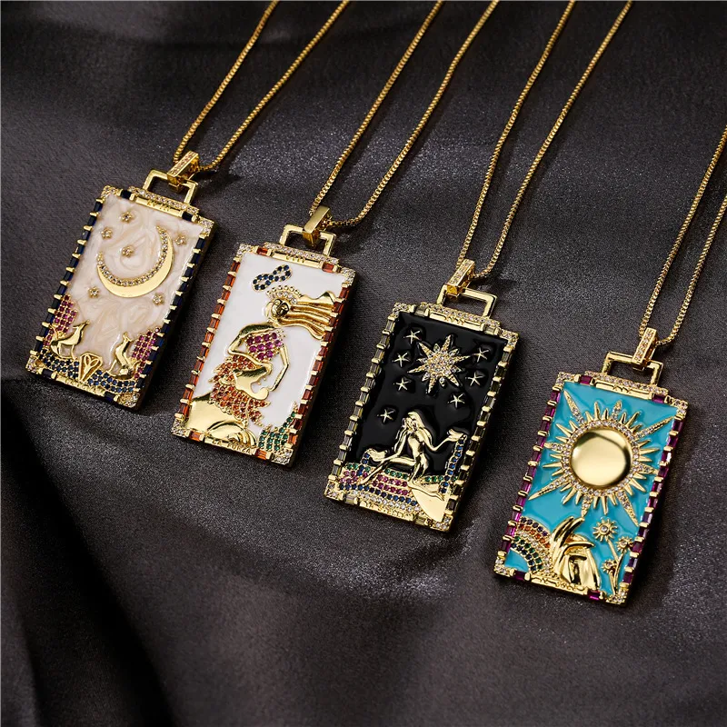 Charms Vintage Tarot Sun Sun Neckalce dla kobiet i mężczyzn Malarstwo olejne Miedź Micro inkrustowana plemienna stylowa biżuteria Tajemnicza szczęście 230727