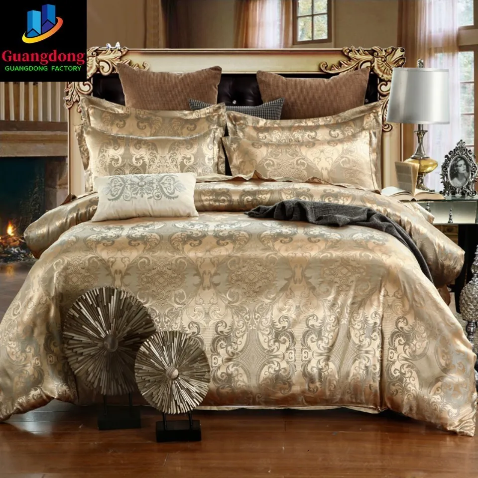 Conjuntos de cama de luxo conjunto Jacquard King Size capa de edredom roupa de cama queen edredom ouro colcha de alta qualidade para adultos 230727