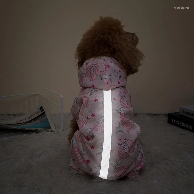 Roupa para cães Capa de chuva listrada reflexiva Casaco de chuva para animais de estimação pequeno respirável leve à prova de vento Chihuahua Pomeranian