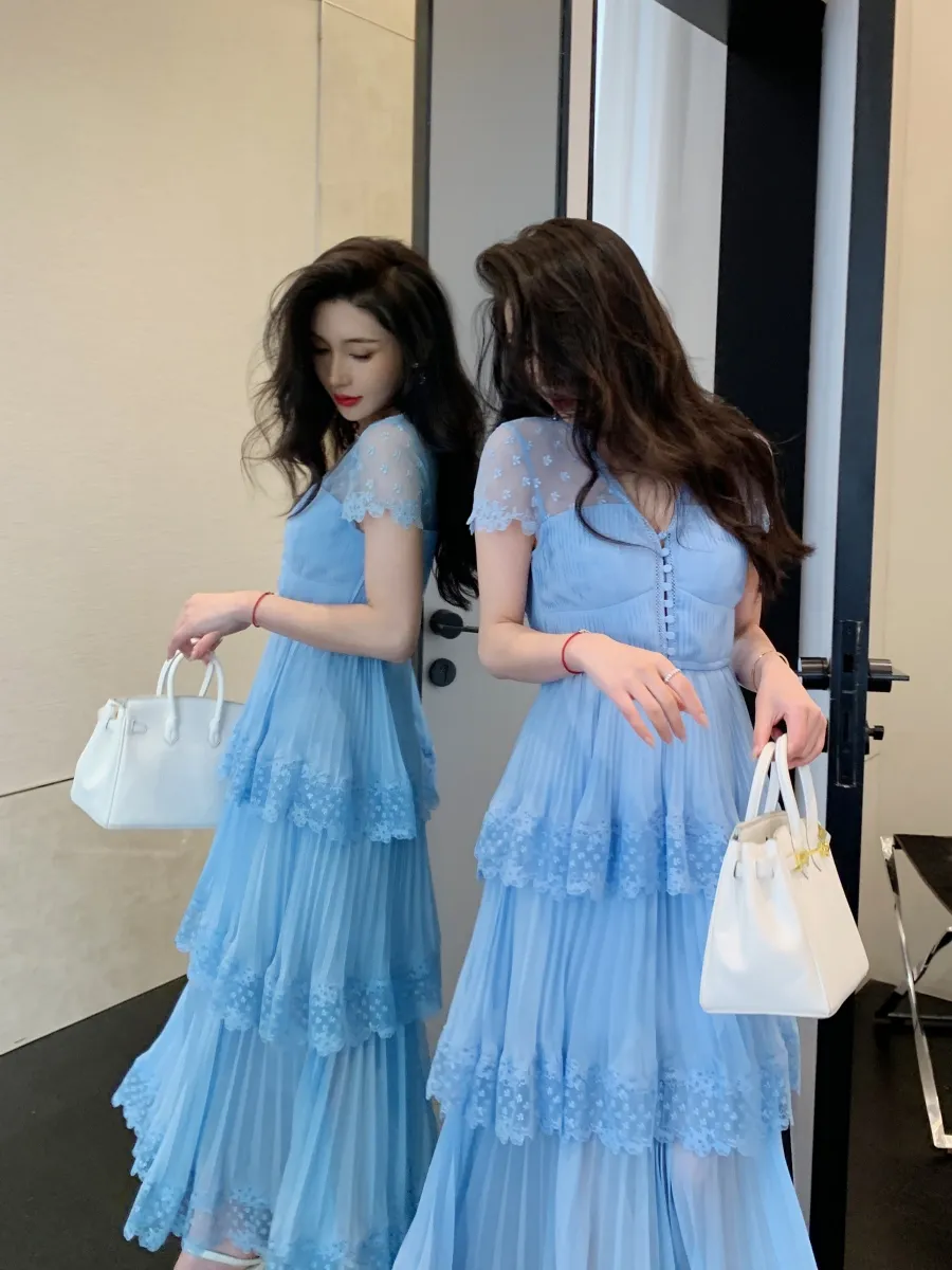【2024最新】SNSで話題・人気の商品のおすすめアイテム Dress Chiffon 3 Neck V Dress Midi Tiered Blue Sleeve 4 バッグ