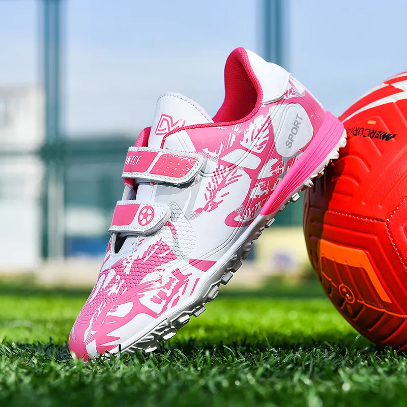 Toutes les chaussures de football à crampons pour enfants pas cher