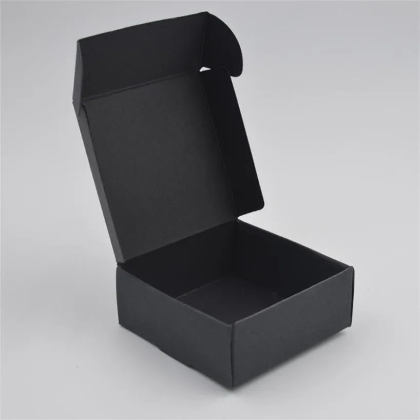 50шт черные обертываемые упаковки Kraft Paper Box Свадебная вечеринка Небольшой подарок конфеты