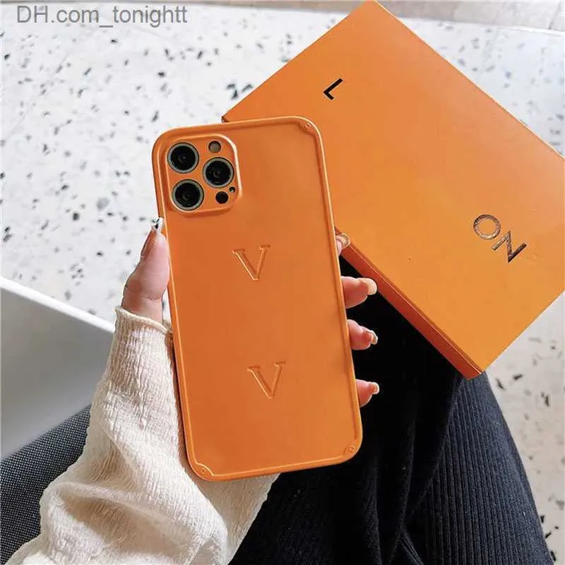 Casos de telefone celular Designers iPhone Case Europeu e Americano 11/14 Mobile Phone Case Big Brand Net Red iPhones 12 Pro Relief XS Luxury XR High Grade Z230728