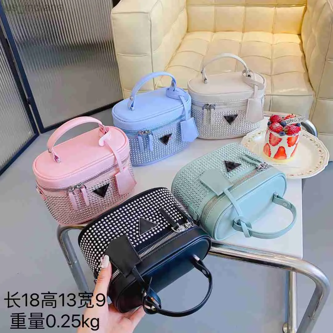 Cosmetic Bags Cases Cross body Makeup Bag Cosmetic Bag Toiletry Pouch Nice Diamonds Cases Women Toiletry Bag Travel Bags Clutch Handbags Purses Mini Wallets Z230728