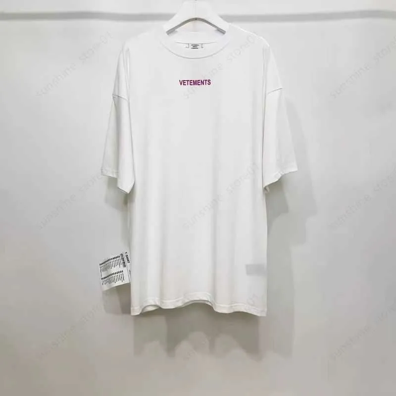 Męskie t-shirty Vetements i wciąż bez randki Modne T Shirt Mężczyźni 11 World Vetements Women Bawełniane koszulki VTM Vintage krótkie rękawy L2