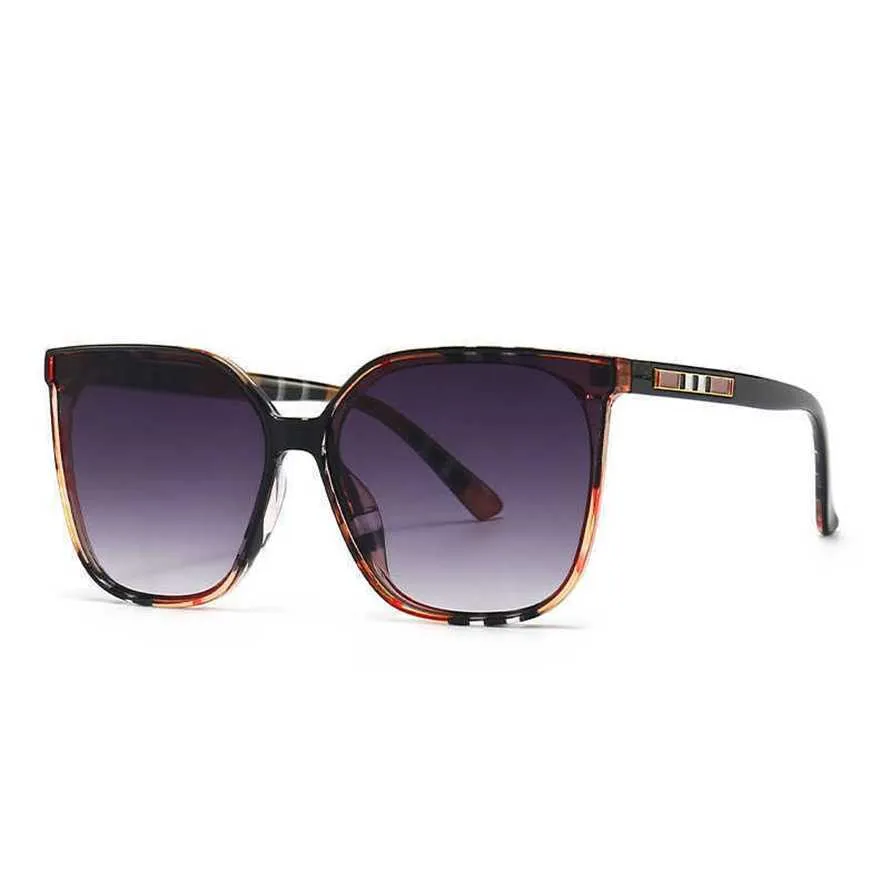 56% OFF Wholesale of sunglasses Cat's Eye Scottish Print Street Shot INS Sunglasses 2813