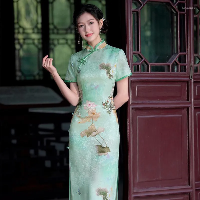 Этническая одежда Yourqipao Summer Floral Modern Cheongsam Молодые девушки Элегантное представление Pocry Qipao в китайском стиле вечернее вечернее платье для женщин