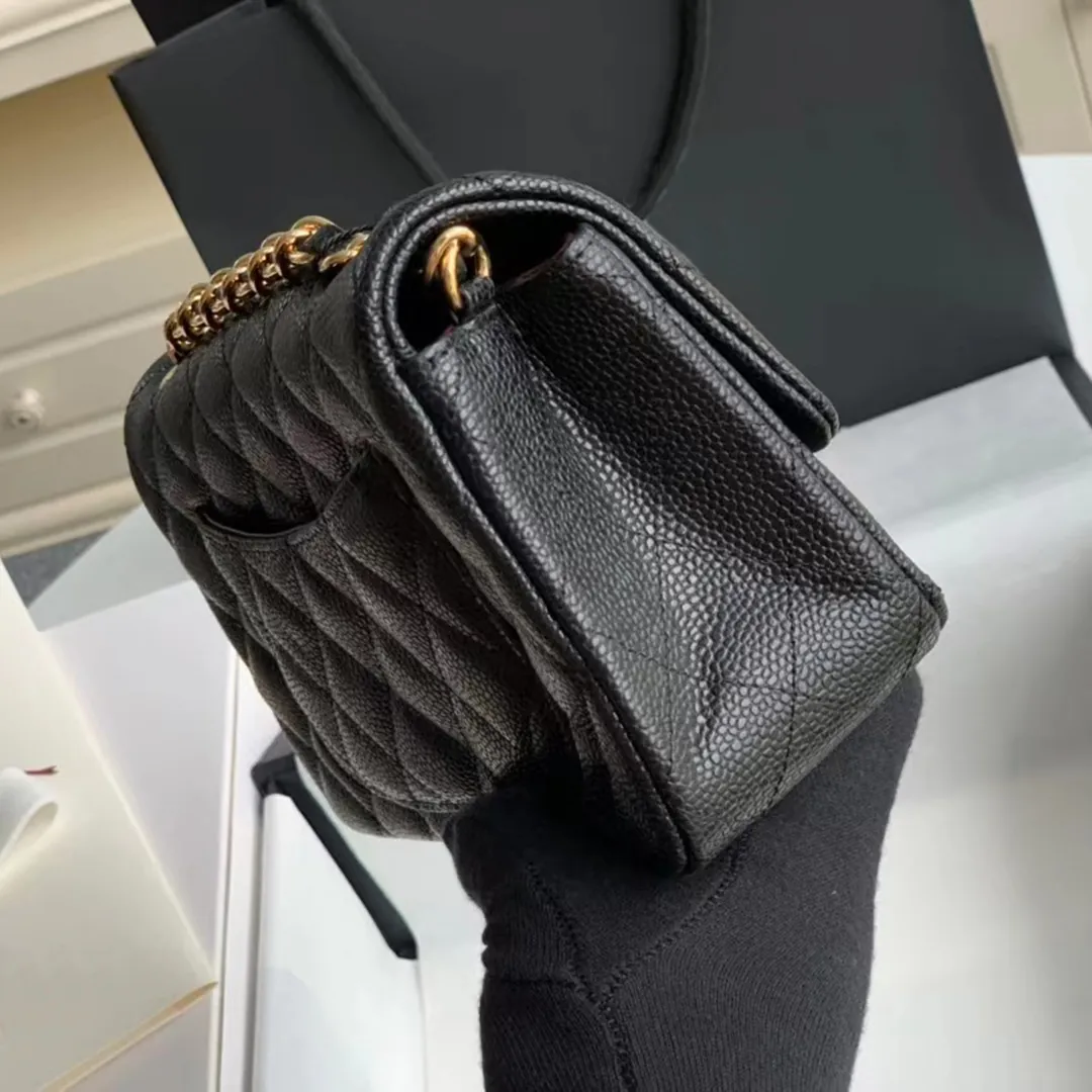 Designer Caviar Lambskin Crossbody Bag 20cm High Quality Designer Caviar Lambskin Crossbody Bag 20cm High Quality