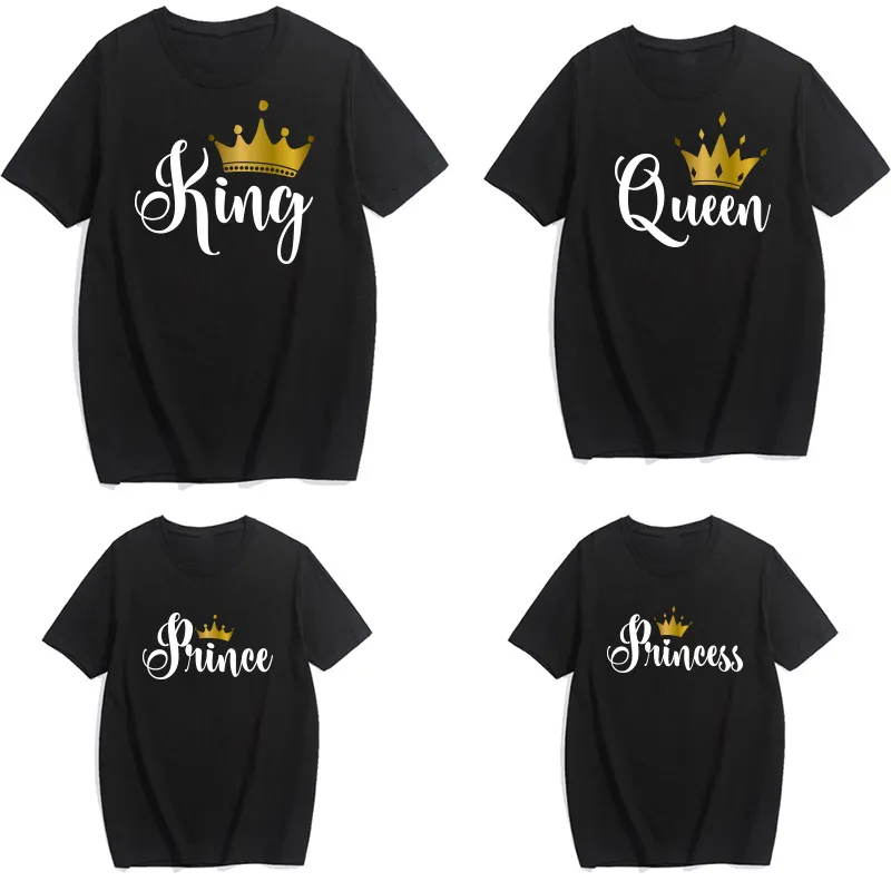 Girl's Dresses Funny King Queen Prince Princess Family Matching Clothes Casual Father Son Mother and Daughter Shirts Gold Crown print tops 230728