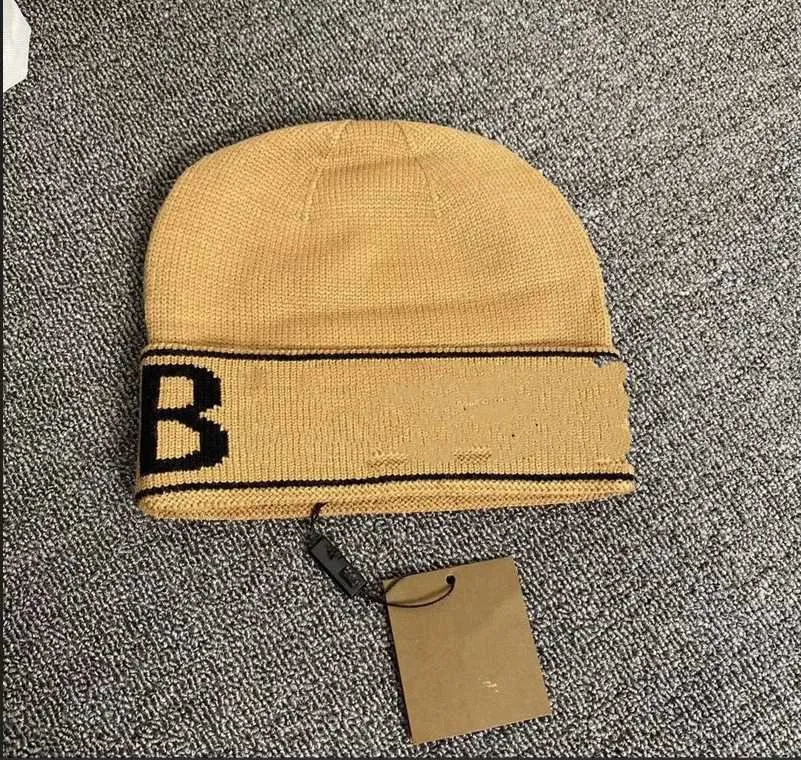 Ball Caps Designe Burbury Hat 2023 Autumn and Winter New Network Red Same Letter Warm b Home Embroidery Knitted for Men Women Couple Woolen