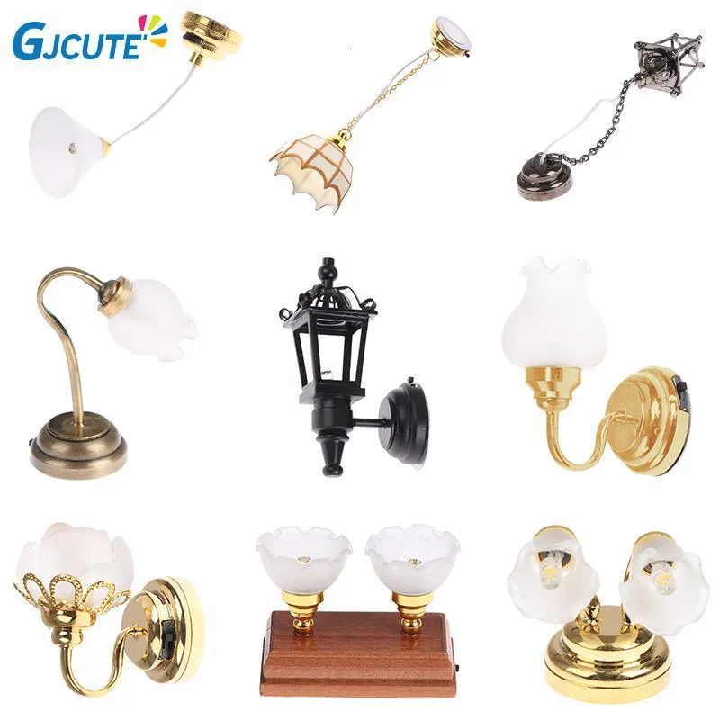 Outils Atelier 11 Styles 1/12 Échelle Miniature Dollhouse Plafonnier Applique Murale Mini LED Éclairage Faire semblant de Jouer Poupée Meubles Accessoires 230729