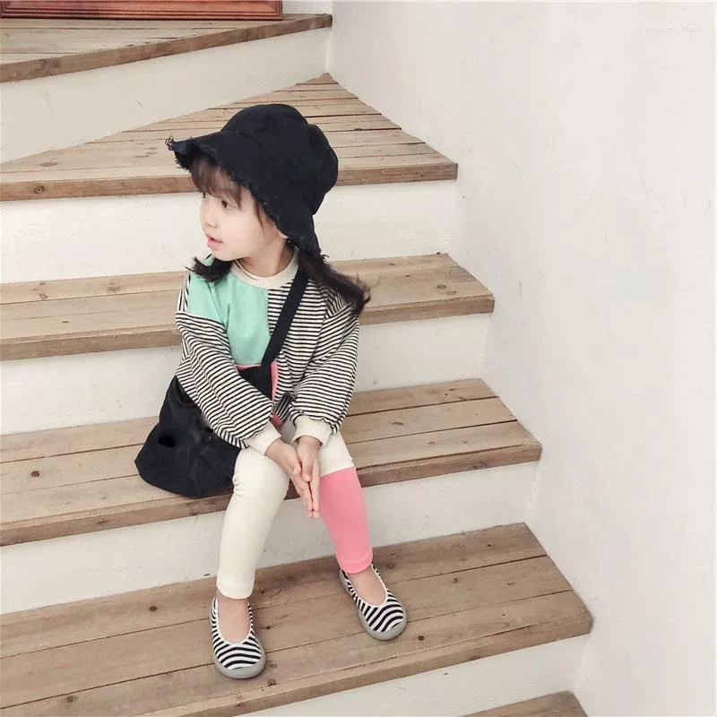 Ensembles de vêtements filles costume rayé couleur correspondant T-shirt et leggings 2023 printemps mode vêtements pour enfants