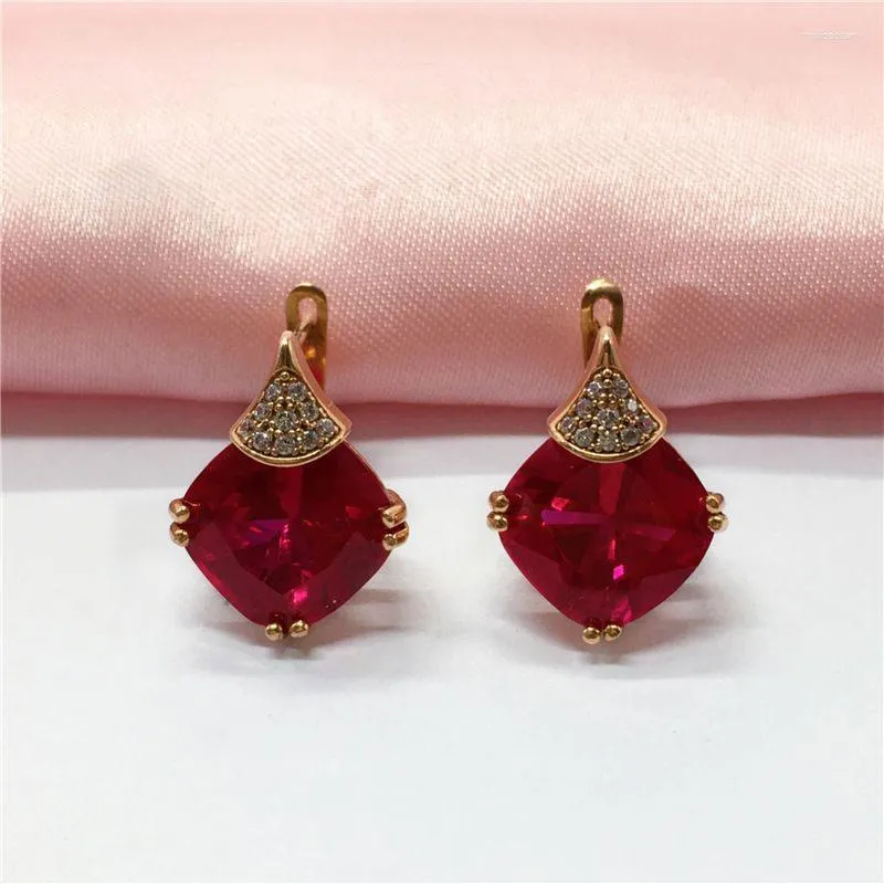 Dingle örhängen 585 Purple Gold Geometric Square Ruby for Women Plated 14k Rose Light Luxury Ear Buckle Charm Classic Jewelry