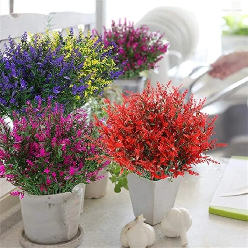 Flores decorativas Um monte de lavanda Plástico Plantas falsas artificiais Decoração de casa de casamento Arranjo de mesa de Natal