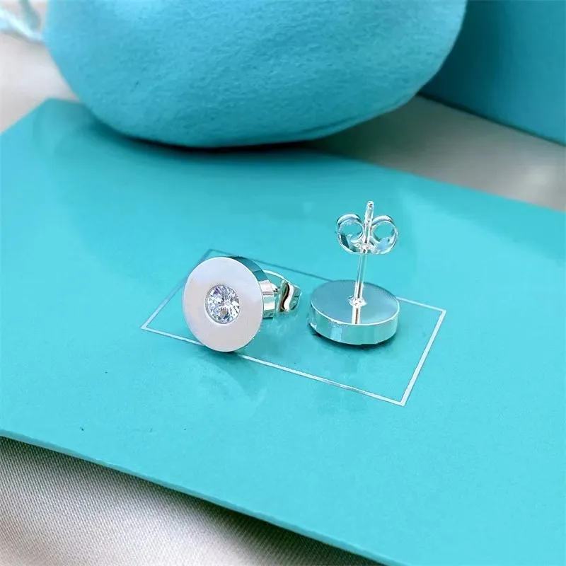 Why Ear Cuff Earrings are the MustHave Accessory of the Season