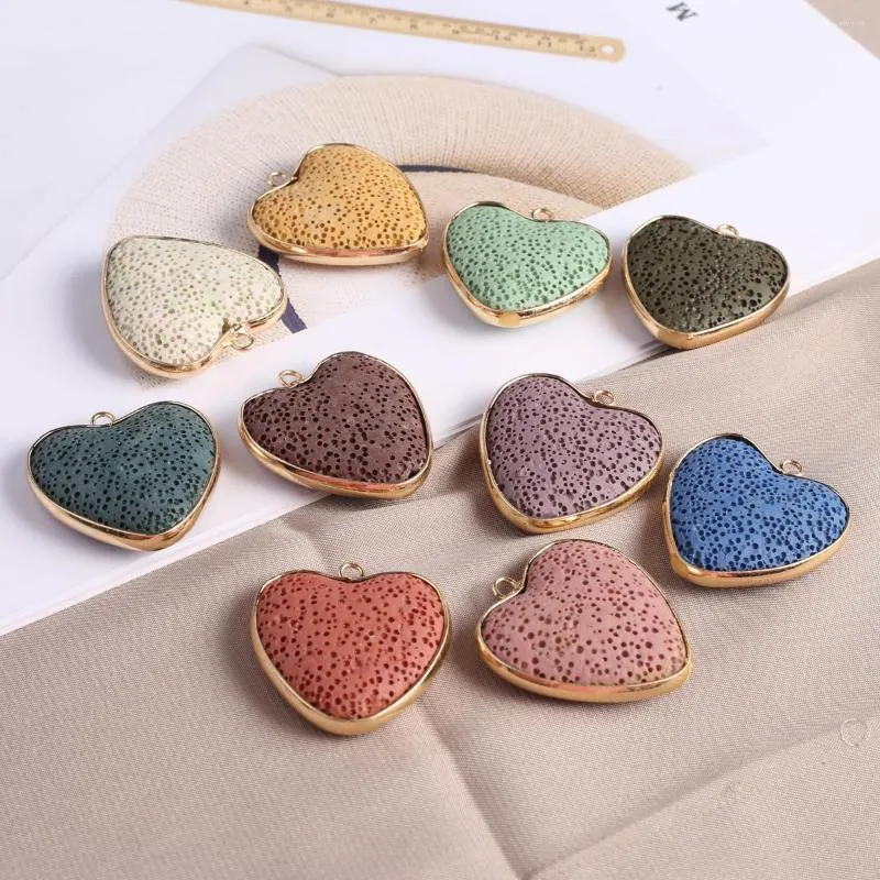 Collane con ciondolo Ciondoli di pietre laviche naturali Pendenti a forma di cuore Pietra vulcanica di colore casuale per la creazione di gioielli Collana