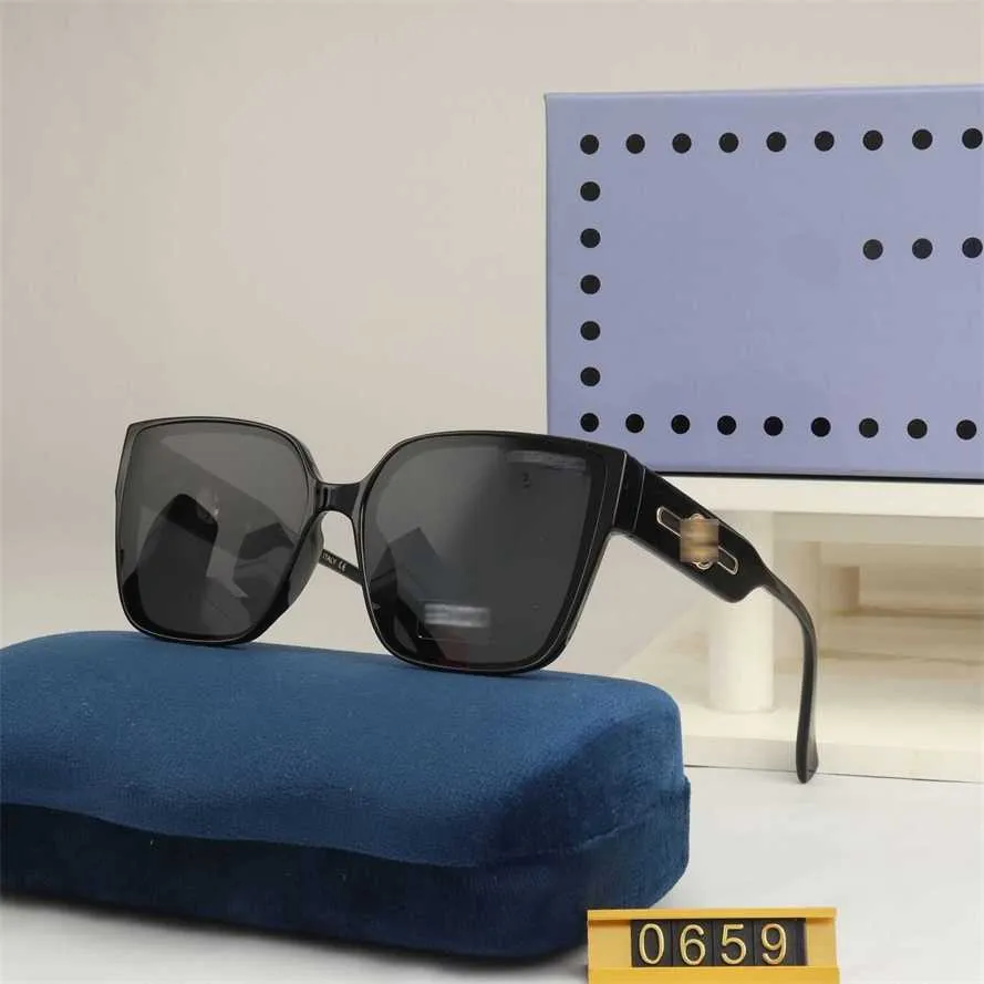 52% OFF Wholesale of sunglasses New G Family Square Women's Fashion Advanced UV Resistant Rice Nail Box Sunglasses 9560