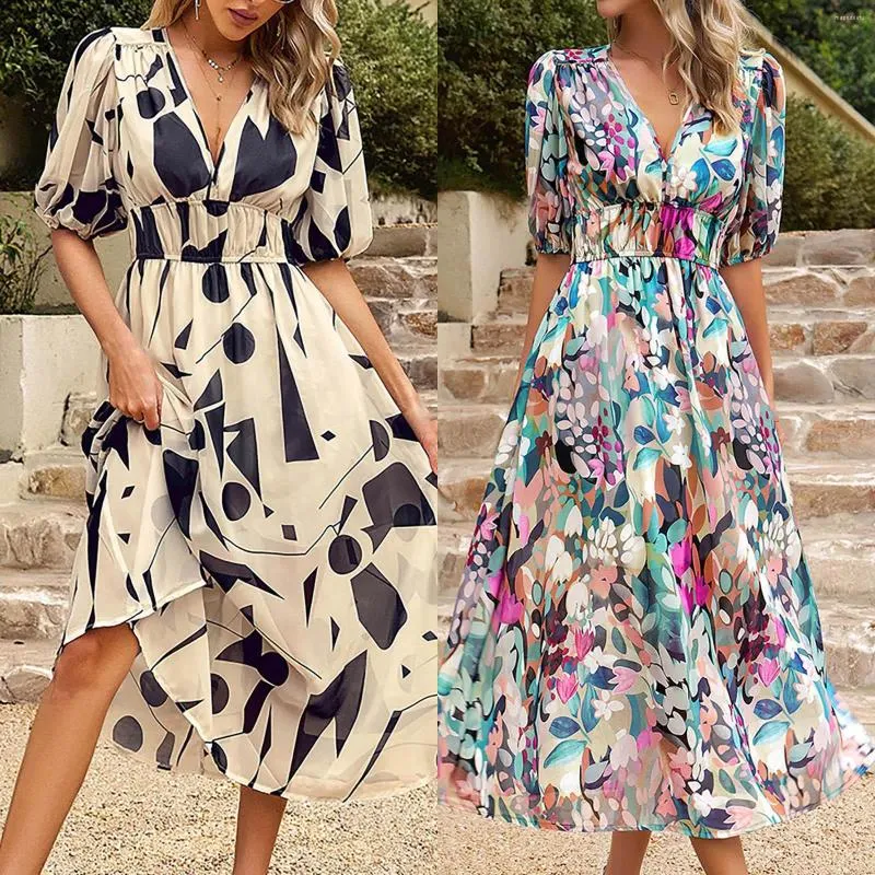 Lässige Kleider 2023 Sommer europäisches und amerikanisches Kleid Temperament Taille V-Ausschnitt bedruckter langer Tag