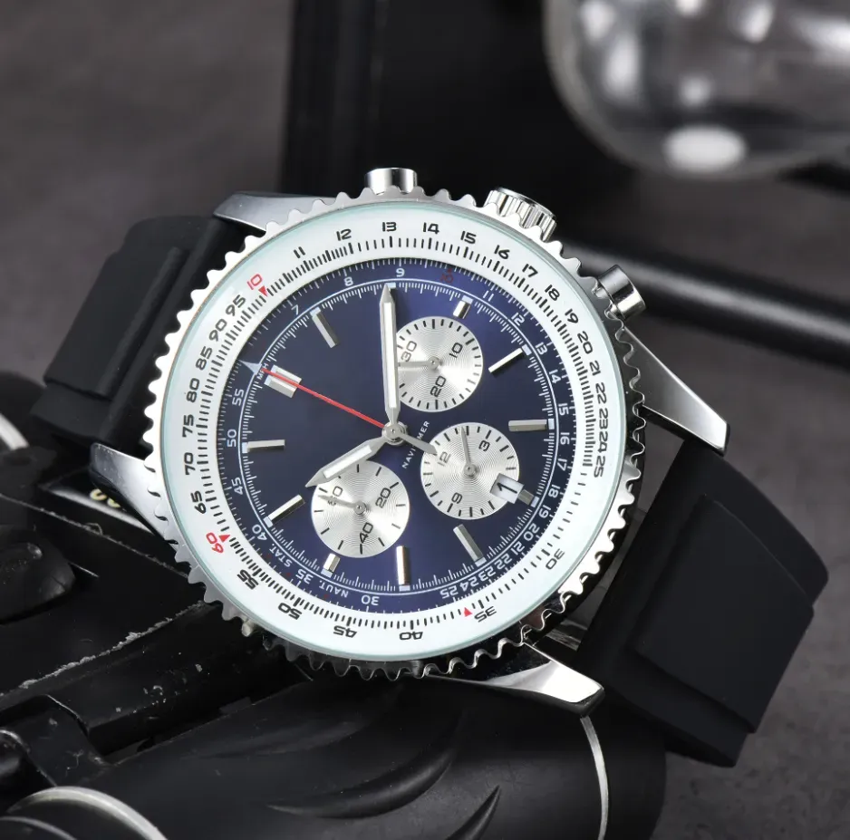Mens Designer Quartz Chronograph Watch With High Quality Black 