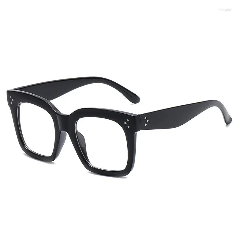 Sunglasses In Square Anti-blue Light Glasses Women Men 2023 High Quality Computer Oversized Aesthetic Rivet Uv400