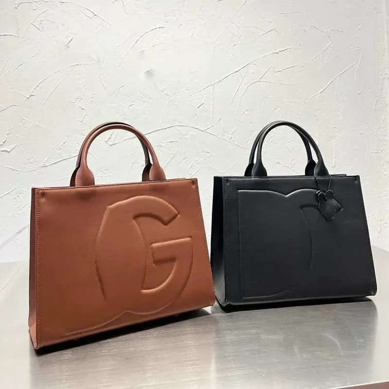 2023 Nieuwe Totes Bag Designer Tote Bag Vrouwen Bruin Lederen Rugzak Handtas Grote Capaciteit Boodschappentassen Portemonnees Handtassen Ontwerpers merk Portemonnee