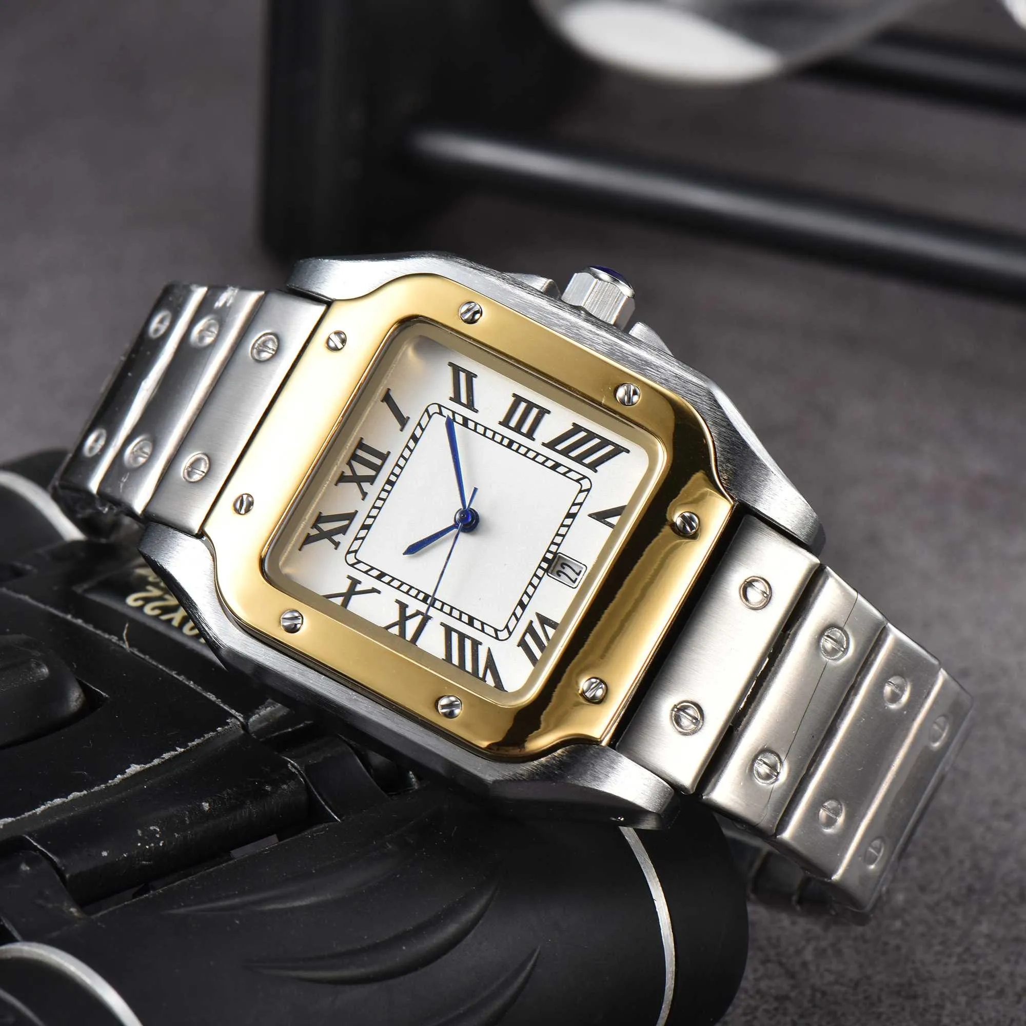 Hot Fashion Vintage Classic Square Collection Man Watch Economy Designer Luxury Designer смотрит на Quartz Движение. Дополнительные часы без коробки