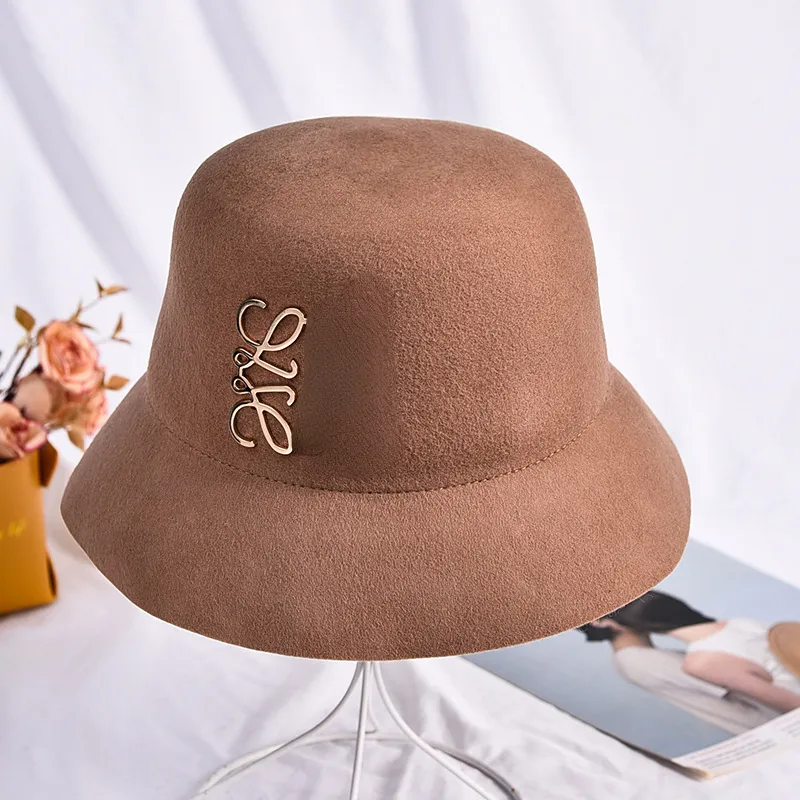 Trendy Women's Bucket Hats Bowler Hat Short Brim Artsy Vintage Prime Lamb Fleece Jacket French Shade Lambskin Hat