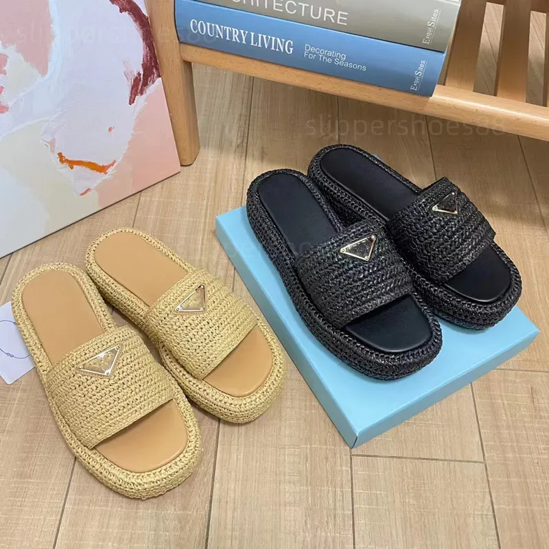 Famous shoes shop flatforms