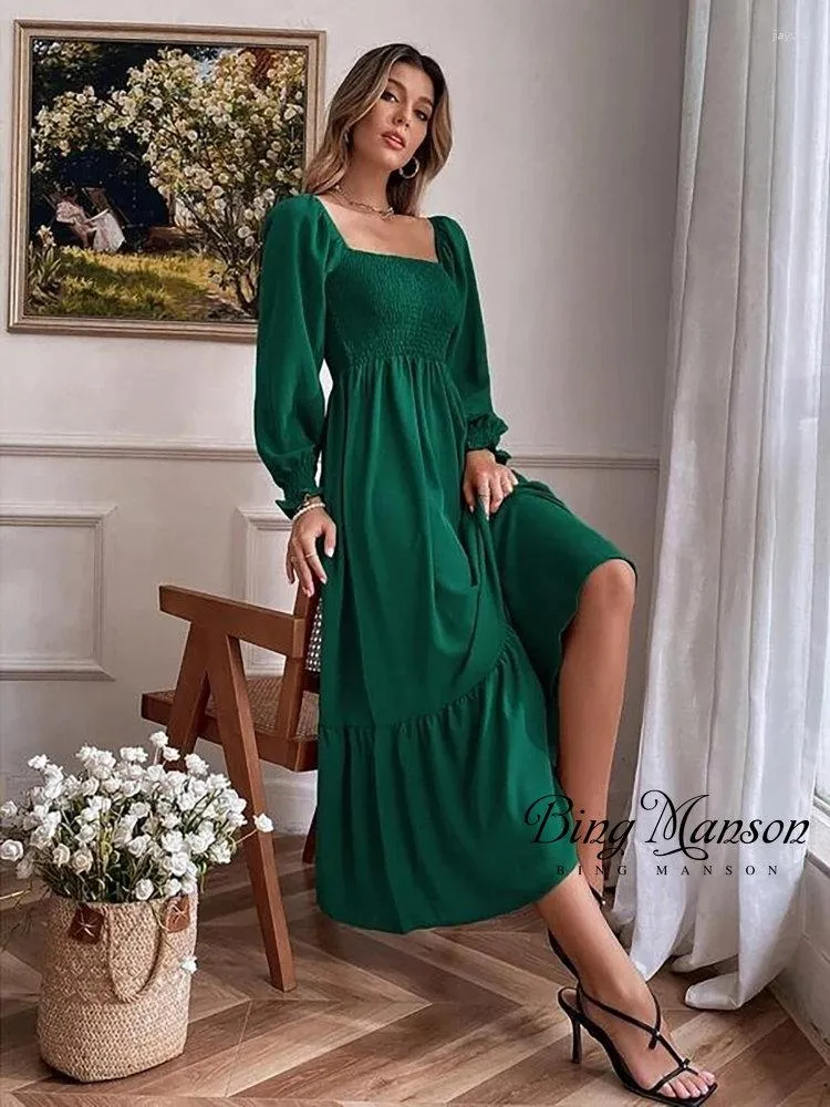 Casual Dresses Spring 2023 Women's Dress Fashion Pullover Square Neck Long Sleeve Ruffle High midjan Tät stil Pendlar Maxi