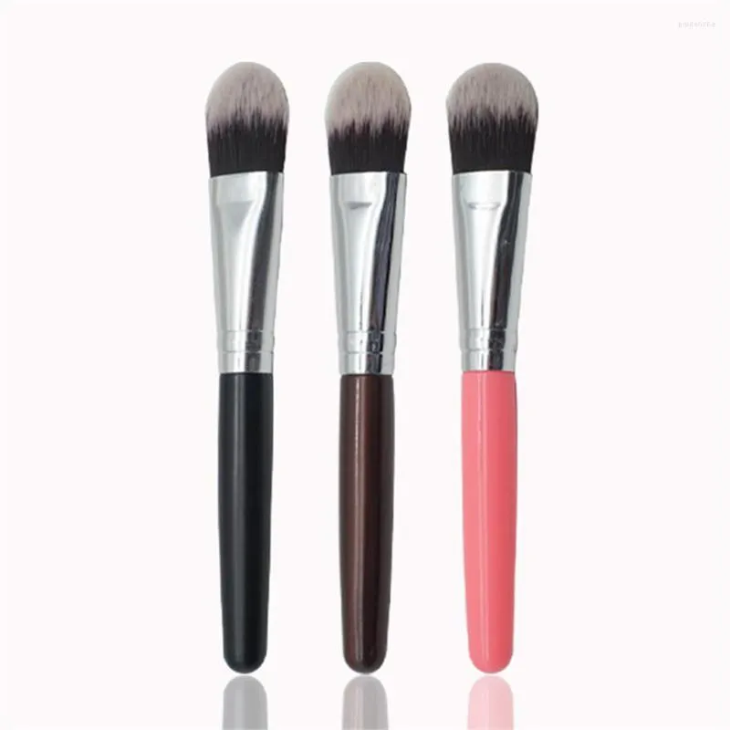 Makeup Brushes 1st Portable Flat Brush Seamless Curve Liquid Foundation Upper Concealer Beauty Tool Professional Natural Natural