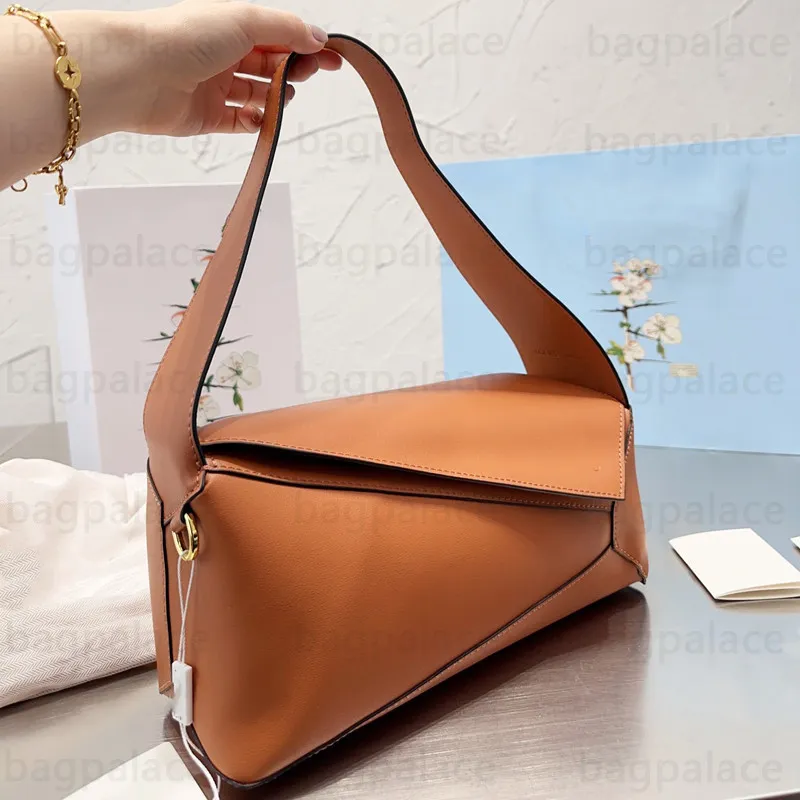 10A Geometrie Tassen Luxe Ontwerpers Schouder Speciaal Kussen Crossbody Clutch Leren handtassen Messenger Dames Tote Handtas Portemonnee Geometrische onderarmtas