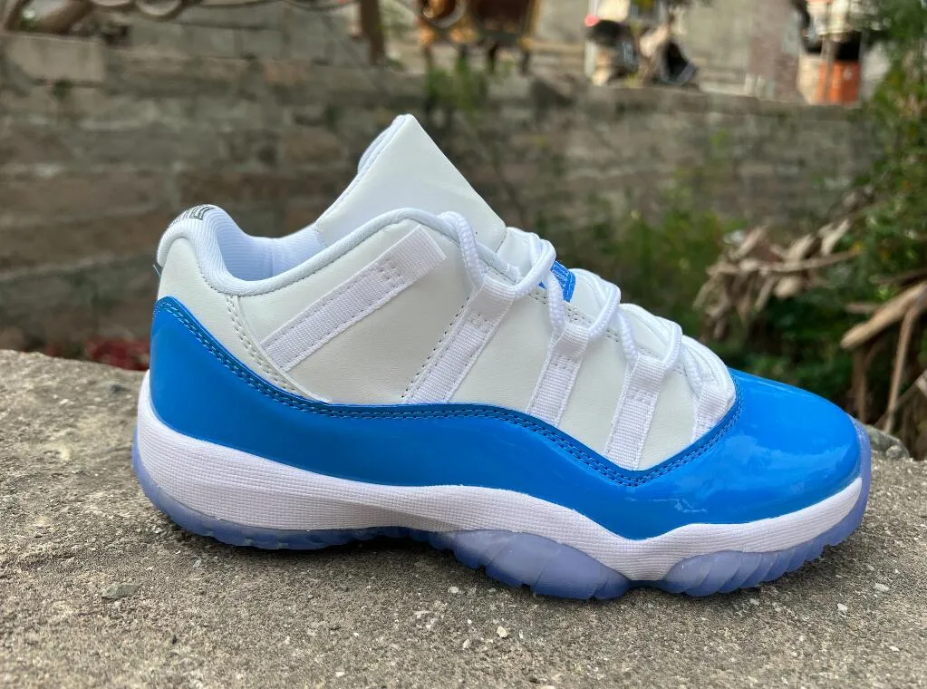 Georgetown shop 11s high